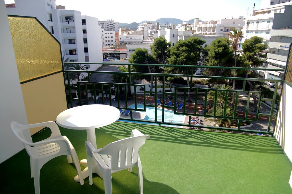 Sant Antoni de Portmany Hotel Tropical מראה חיצוני תמונה