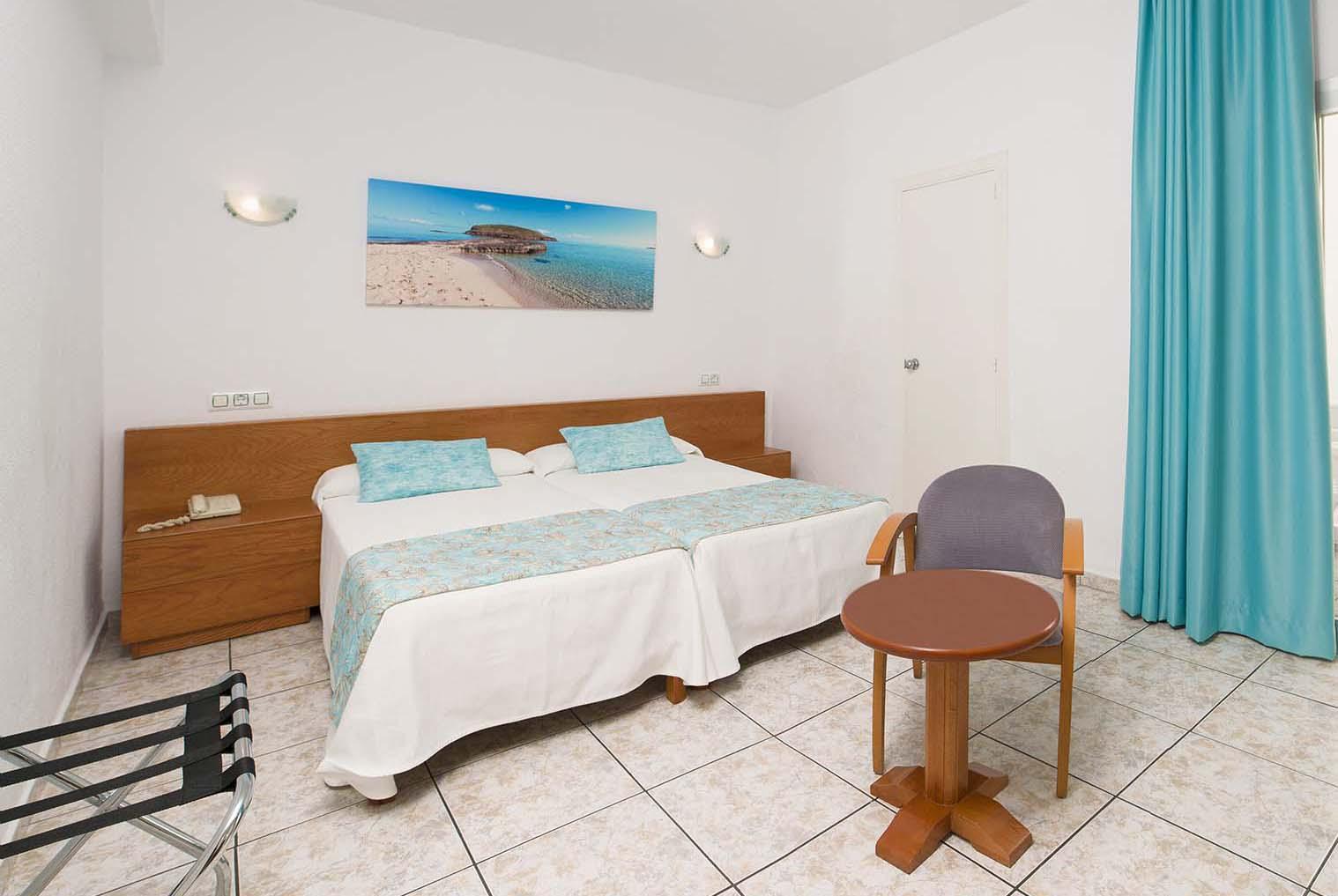 Sant Antoni de Portmany Hotel Tropical מראה חיצוני תמונה