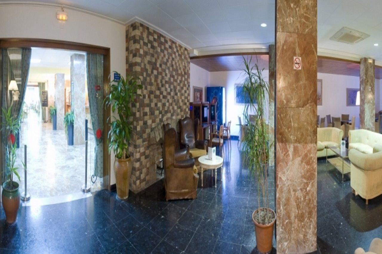 Sant Antoni de Portmany Hotel Tropical מראה חיצוני תמונה